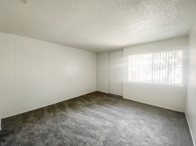 Furnished Finder property 718019_3 photo 6