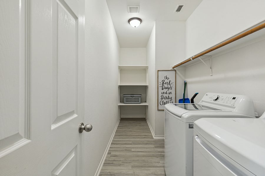 Furnished Finder property 718082_1 photo 17