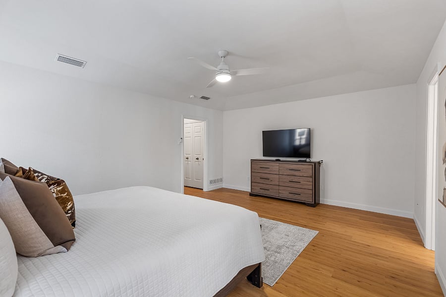 Furnished Finder property 718087_1 photo 33