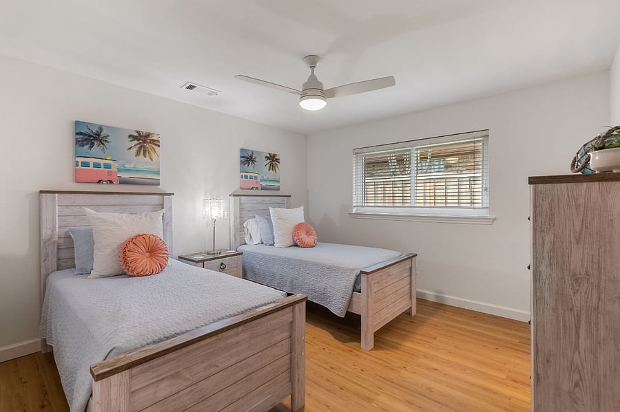 Furnished Finder property 718087_1 photo 36