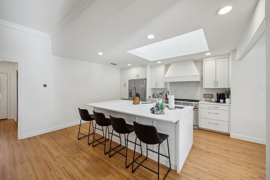 Furnished Finder property 718087_1 photo 12