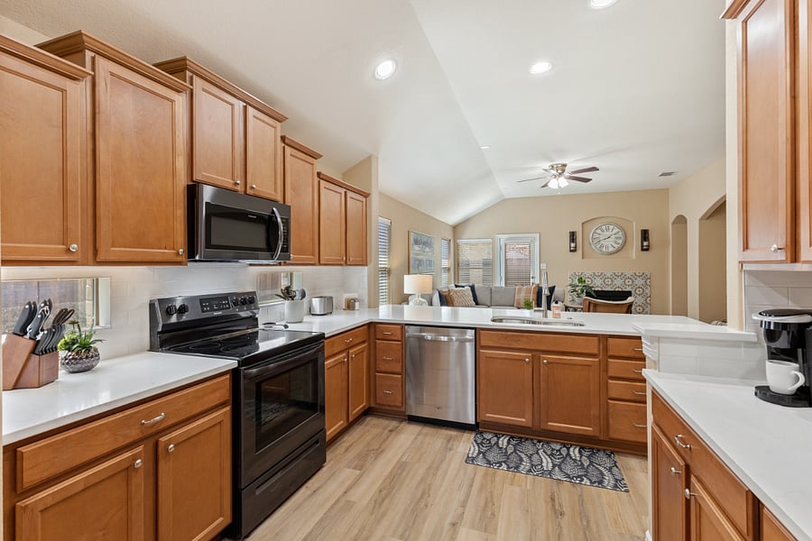 Furnished Finder property 718099_1 photo 8