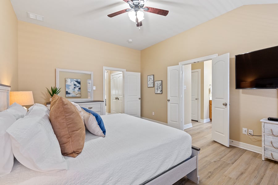 Furnished Finder property 718099_1 photo 18