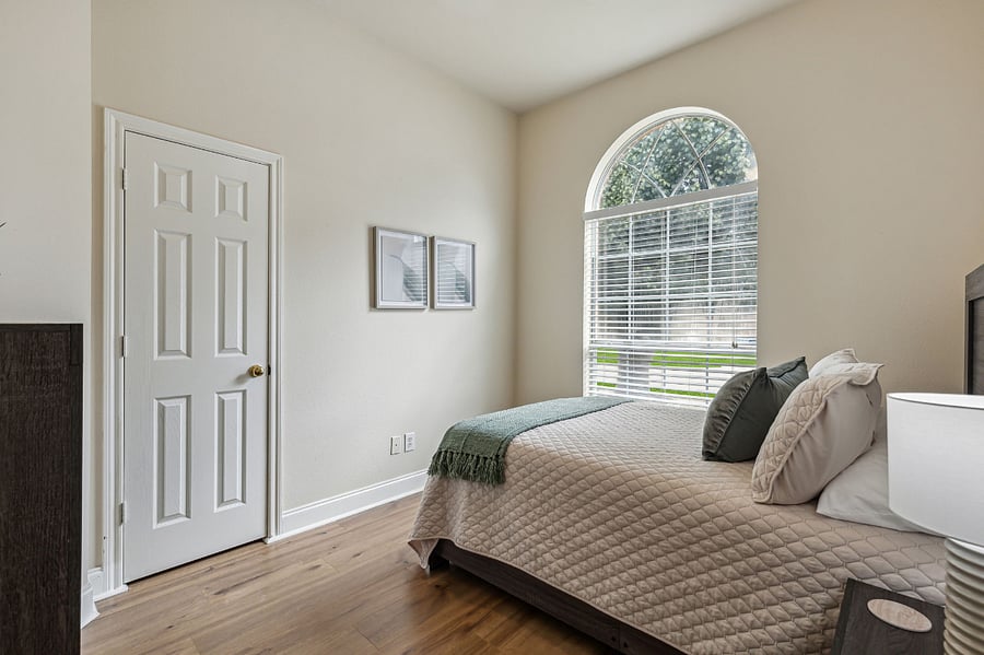Furnished Finder property 718106_1 photo 17