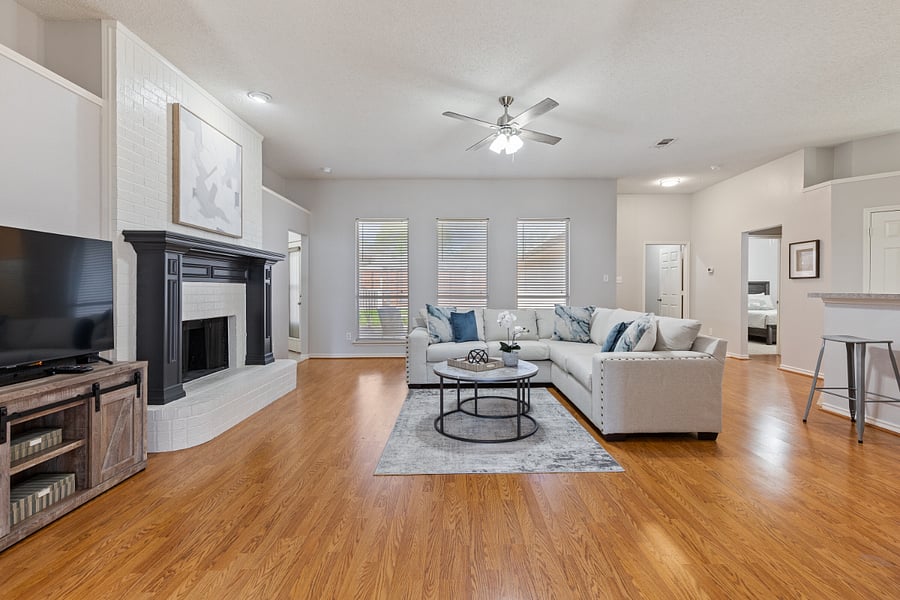 Furnished Finder property 718110_1 photo 3