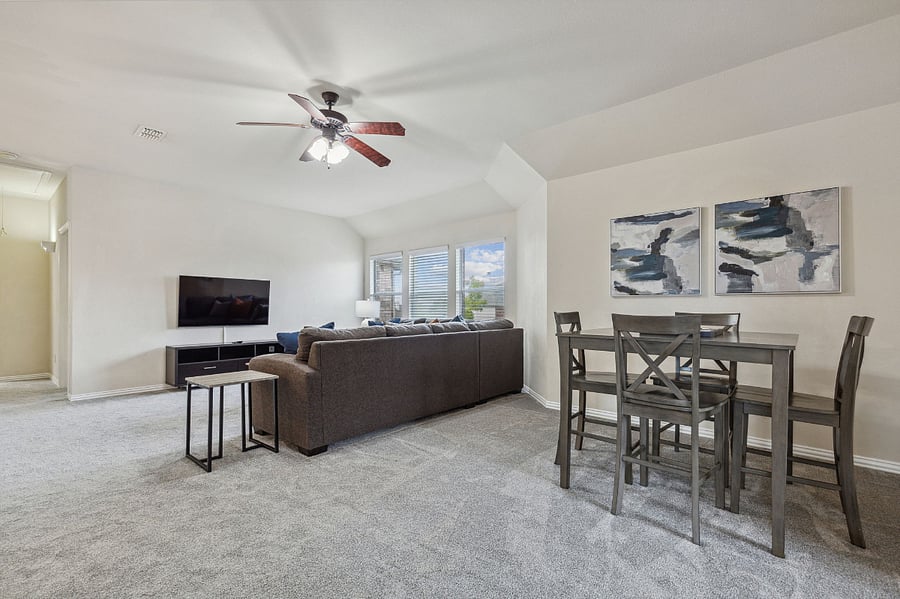 Furnished Finder property 718112_1 photo 3