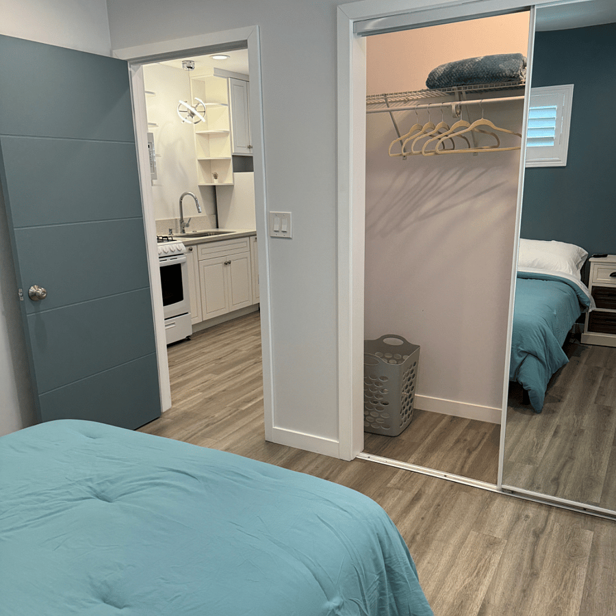 Full sized mirrored closet