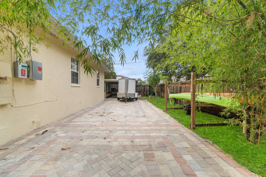 Furnished Finder property 718195_1 photo 15