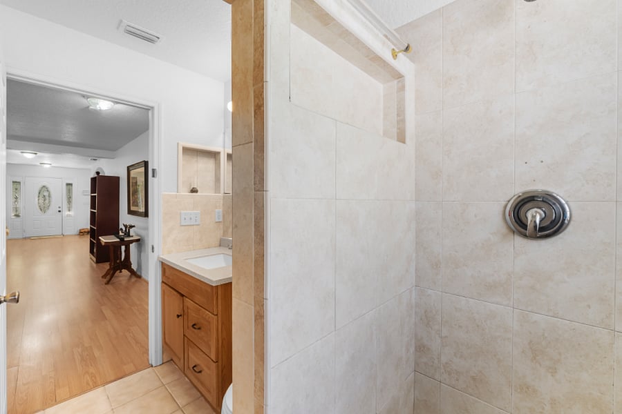 Furnished Finder property 718195_1 photo 14