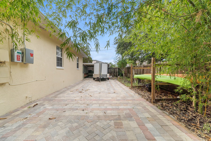 Furnished Finder property 718195_3 photo 20