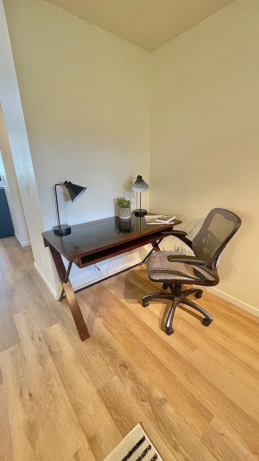 Furnished Finder property 718218_1 photo 11