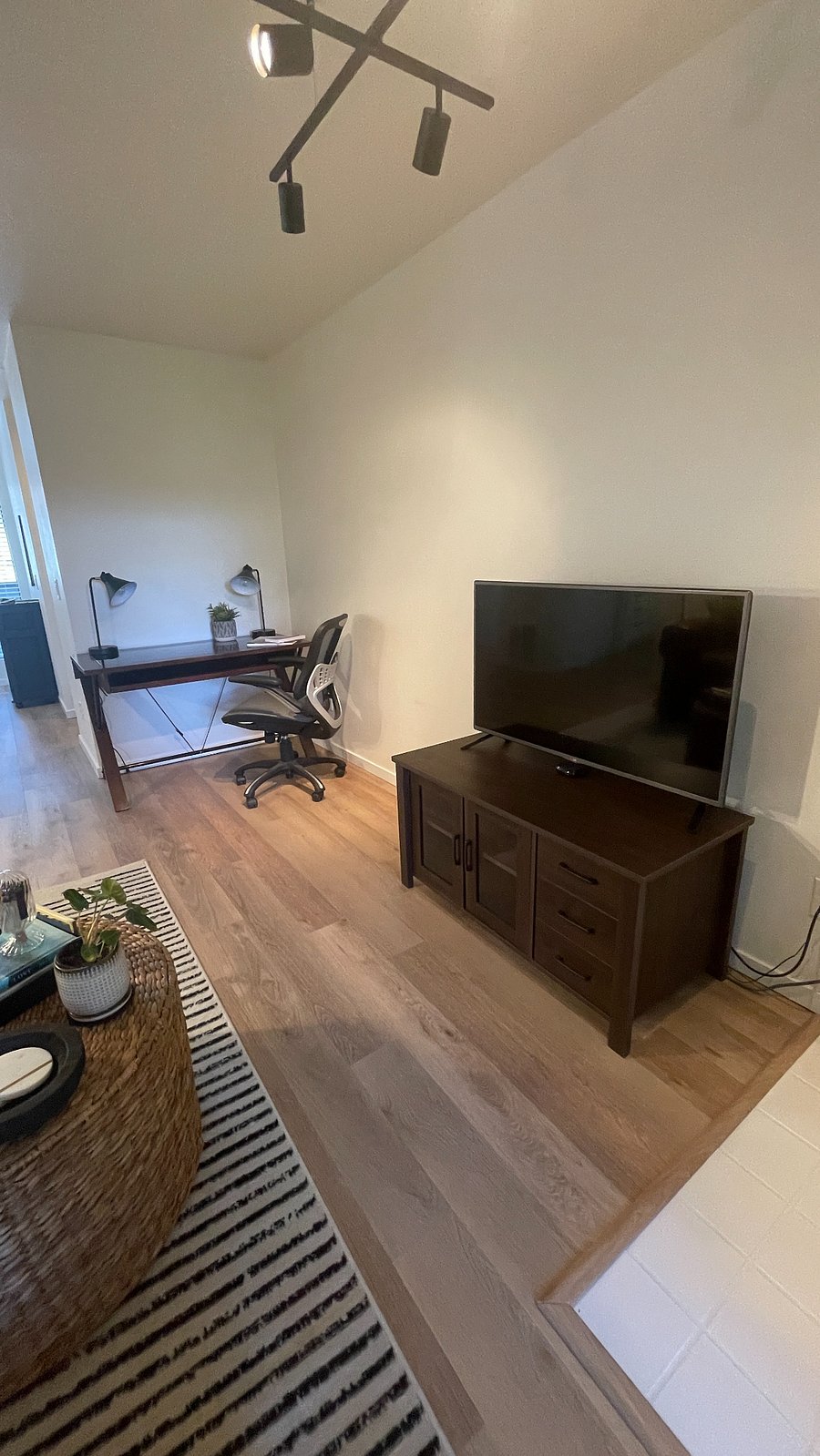Furnished Finder property 718218_1 photo 12
