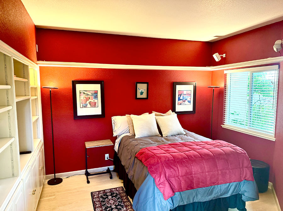 ONLY AVAILABLE WITH FULL HOME RENTAL -Full BR Downstairs with shared bath, quick entry/exit, bookshelves, TV, storage bins
