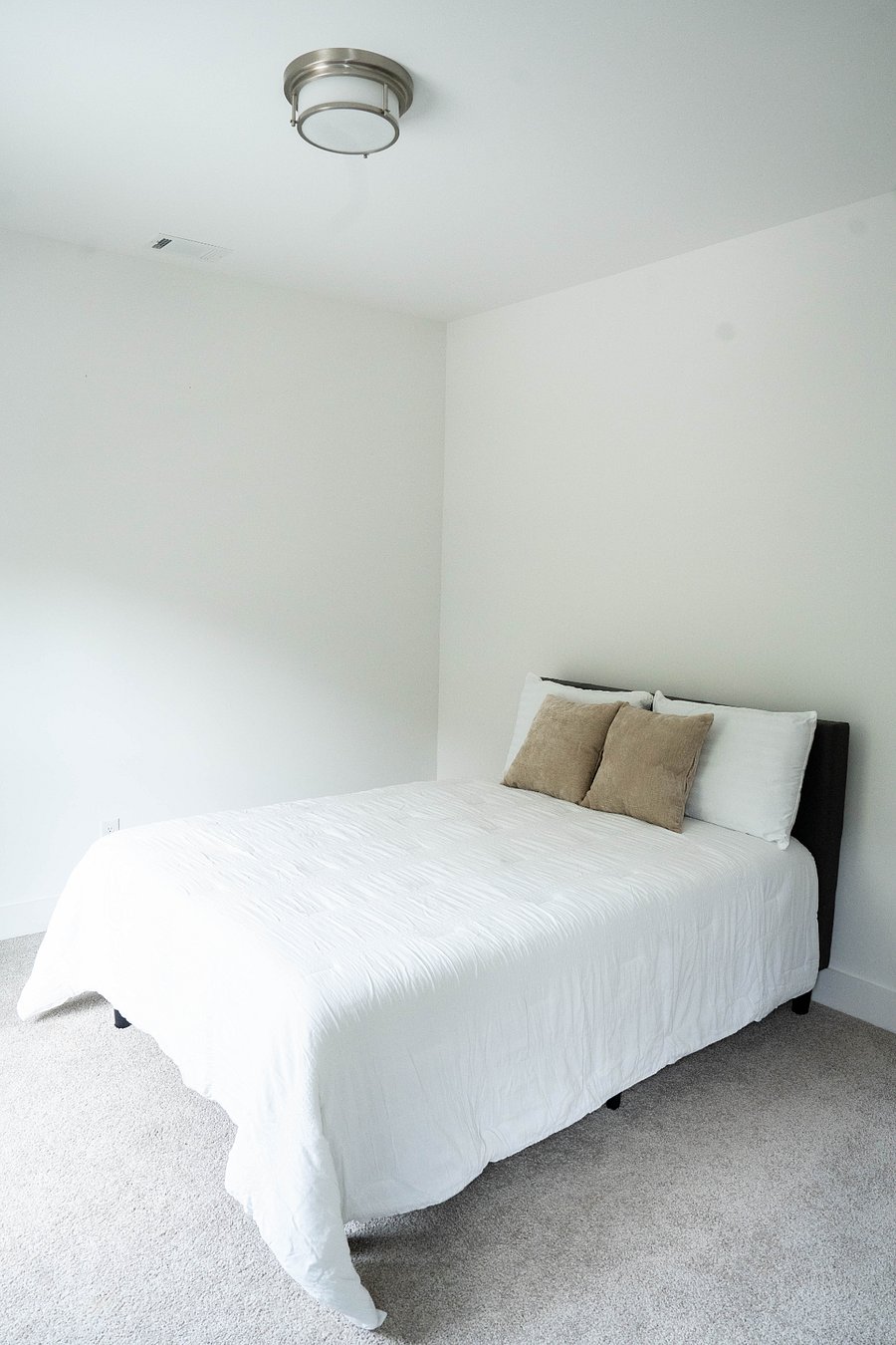 Furnished Finder property 718270_4 photo 4