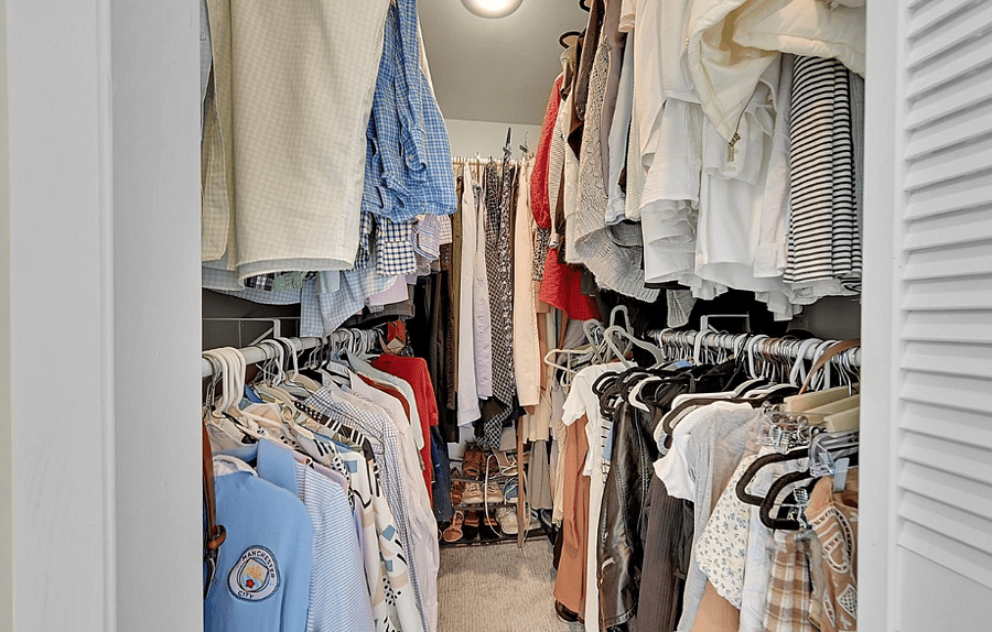 Master walk-in closet(another closet in front of this)