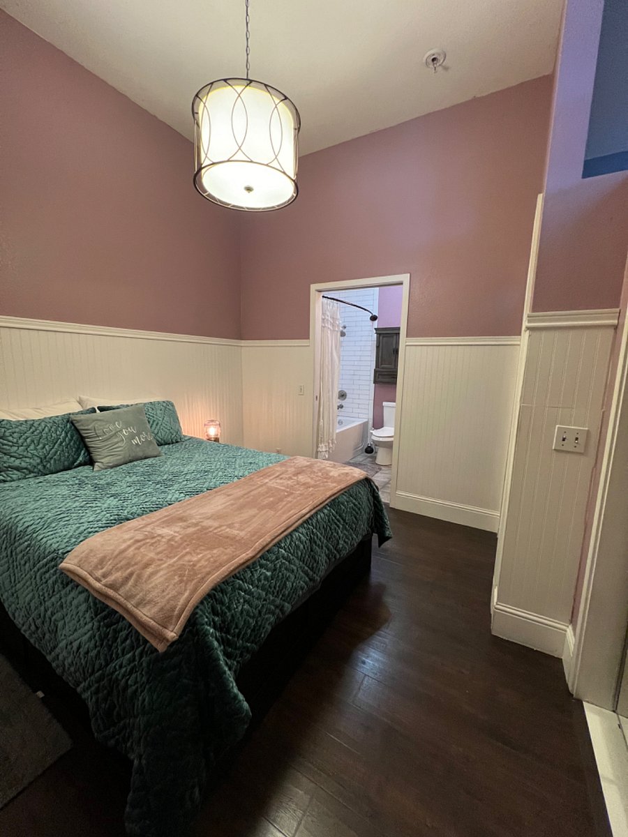 Furnished Finder property 718489_1 photo 10