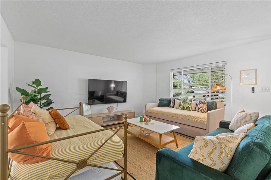 Furnished Finder property 718500_1 photo 3