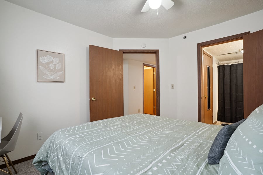 Furnished Finder property 718547_1 photo 10