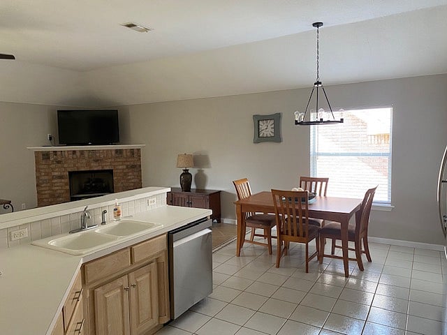 Furnished Finder property 718560_1 photo 8