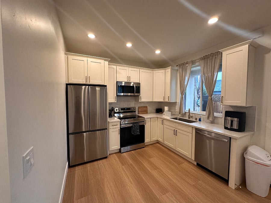 Furnished Finder property 718620_1 photo 3