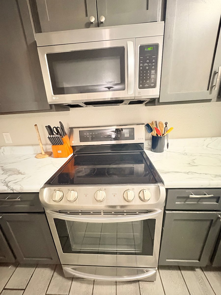 Furnished Finder property 718663_2 photo 2