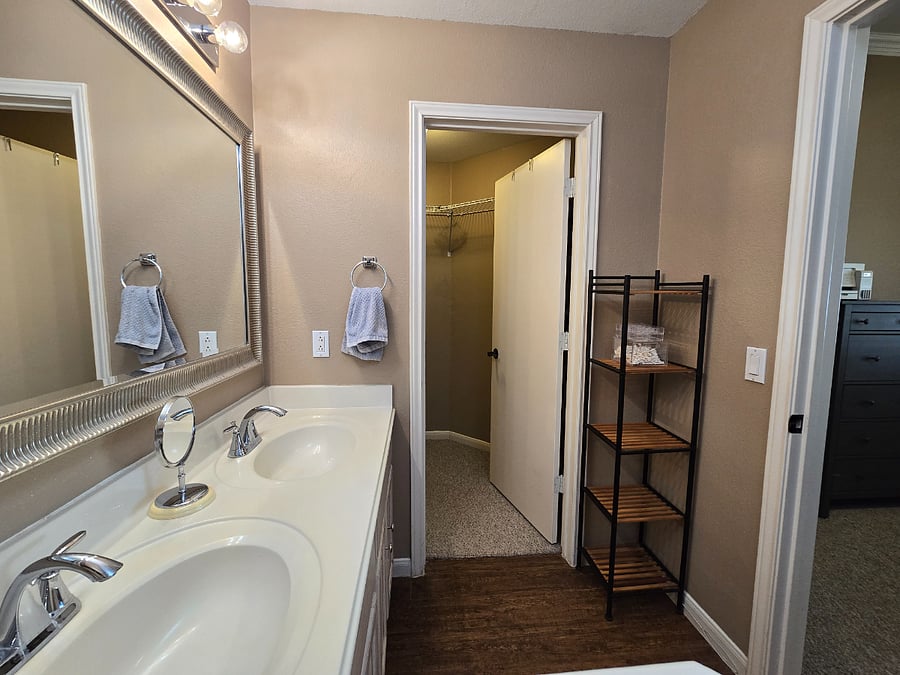 Furnished Finder property 718667_1 photo 2