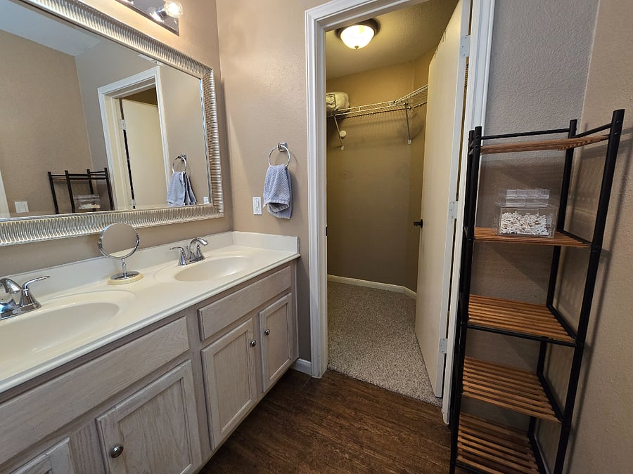 Furnished Finder property 718667_1 photo 5