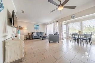 Furnished Finder property 718692_1 photo 4
