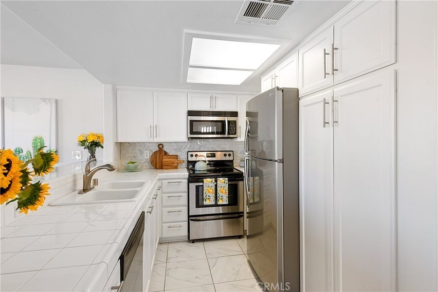 Furnished Finder property 718694_1 photo 14