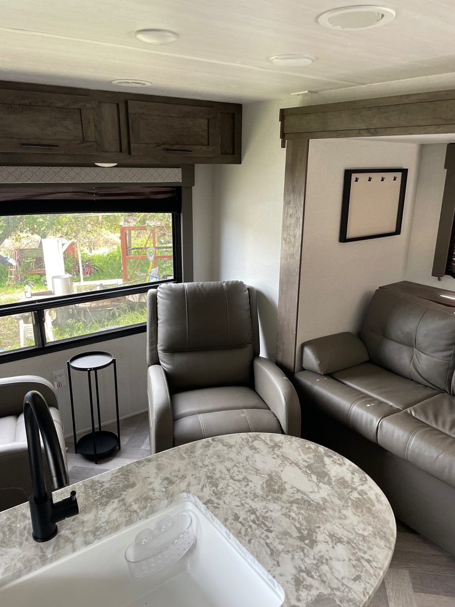 Furnished Finder property 718718_1 photo 8