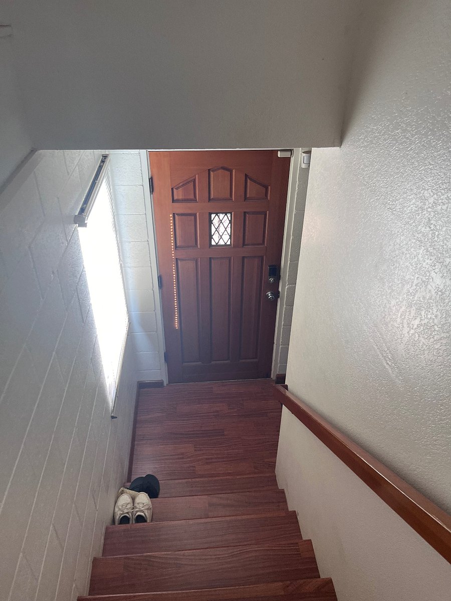 Front Door Entrance. Leads from the front of the house up to room. (SS)