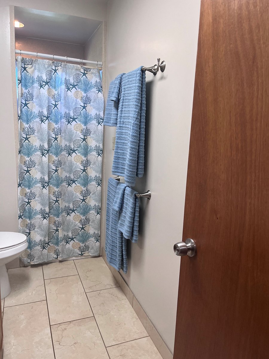 Private Ensuite Bathroom.