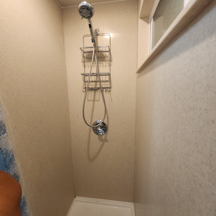 Master Bedroom - Private Ensuite Bathroom Walk-in Shower