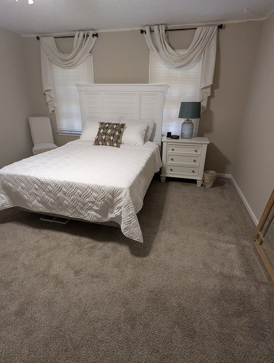 Bedroom 2E  -  Largest of the secondary bedrooms.