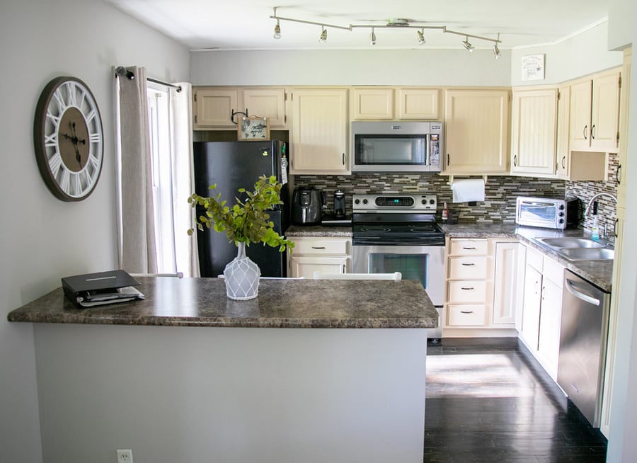 Furnished Finder property 718802_1 photo 3