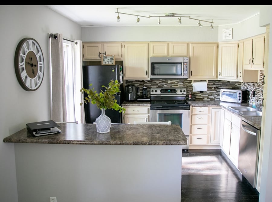 Furnished Finder property 718802_1 photo 8