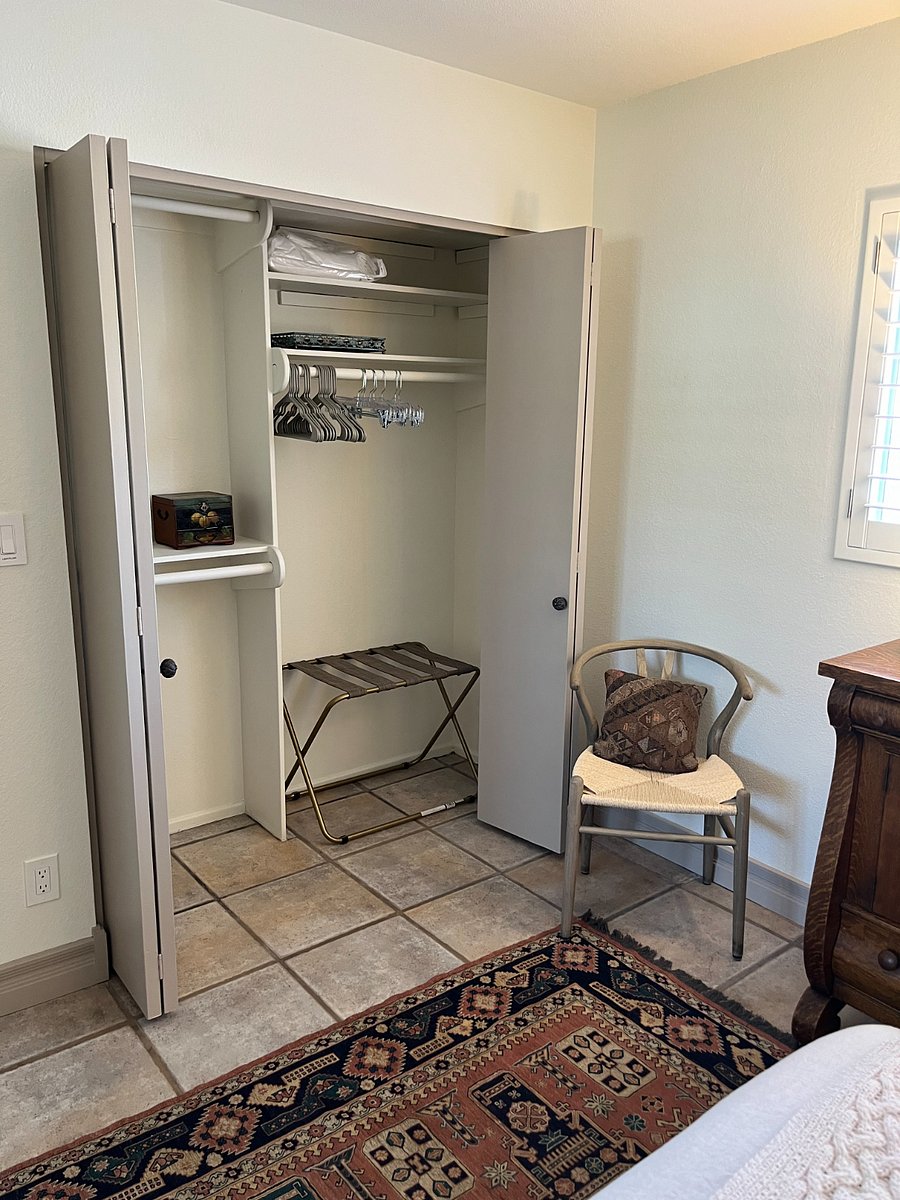Furnished Finder property 718900_1 photo 14