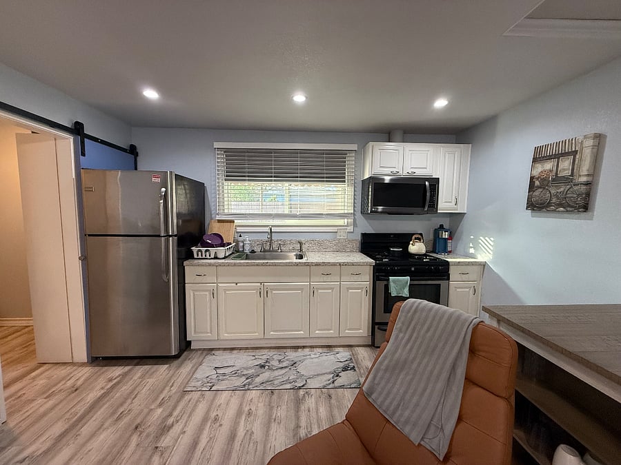 Furnished Finder property 718942_1 photo 11