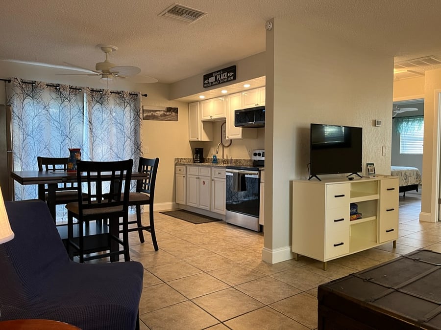 Furnished Finder property 718965_1 photo 3