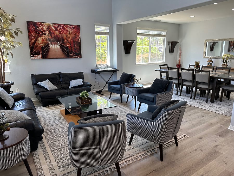 Furnished Finder property 718969_1 photo 3