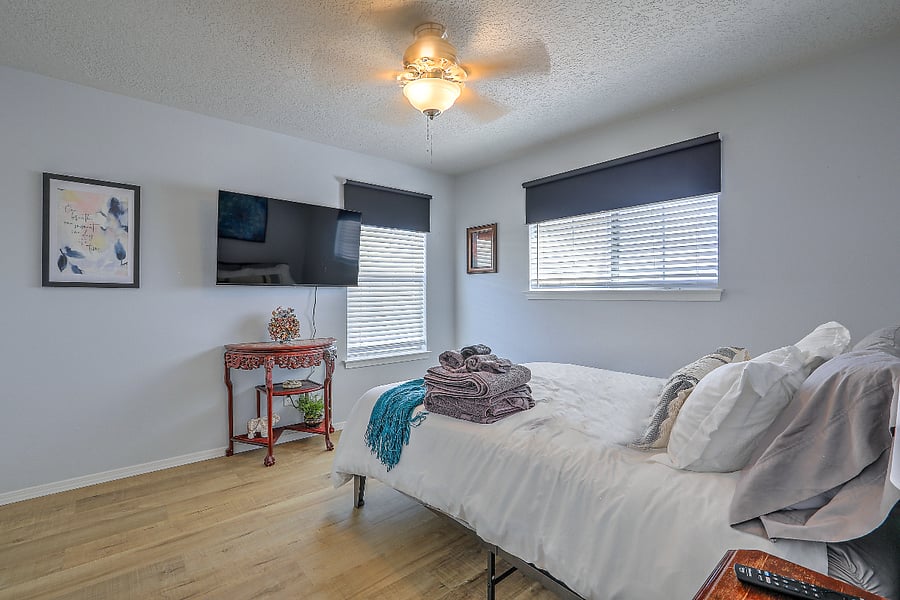 Furnished Finder property 718970_2 photo 8