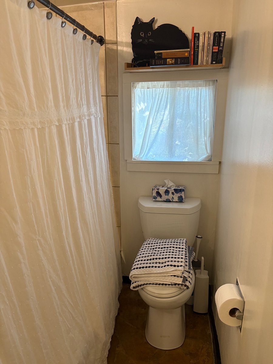 Furnished Finder property 718981_1 photo 21