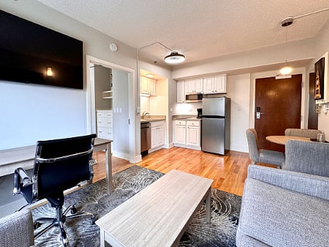 Furnished Finder property 719037_1 photo 6