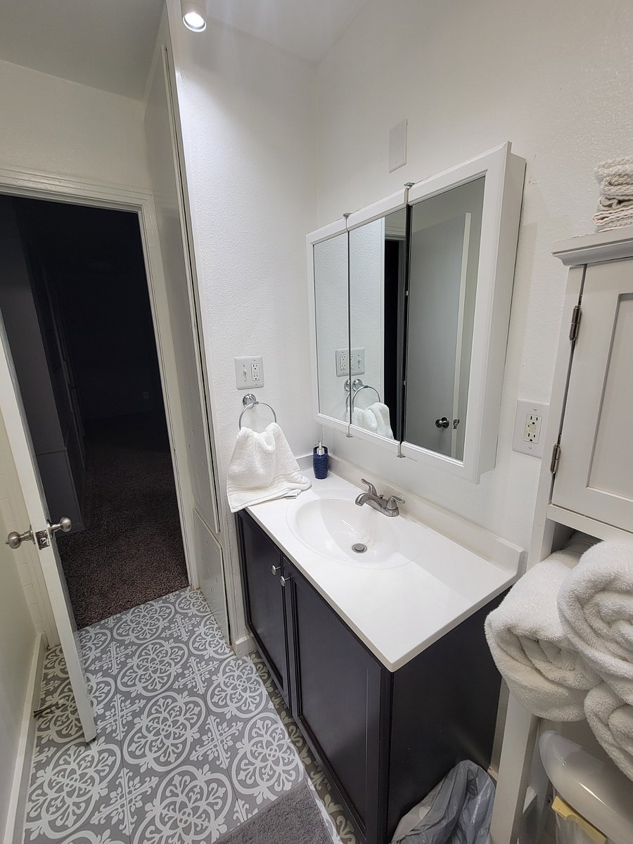 Furnished Finder property 719089_1 photo 16