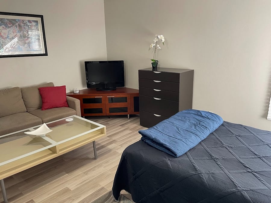 Furnished Finder property 719146_1 photo 1