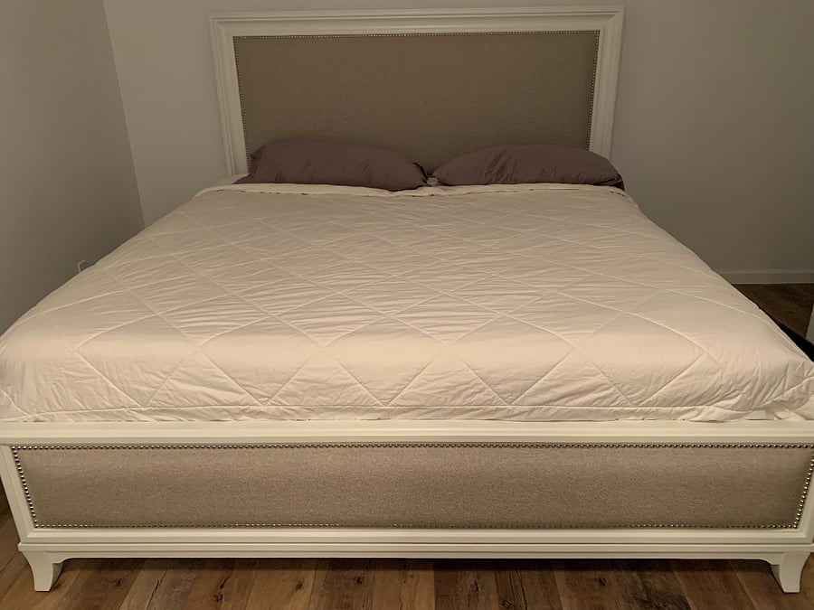 Master King Bed