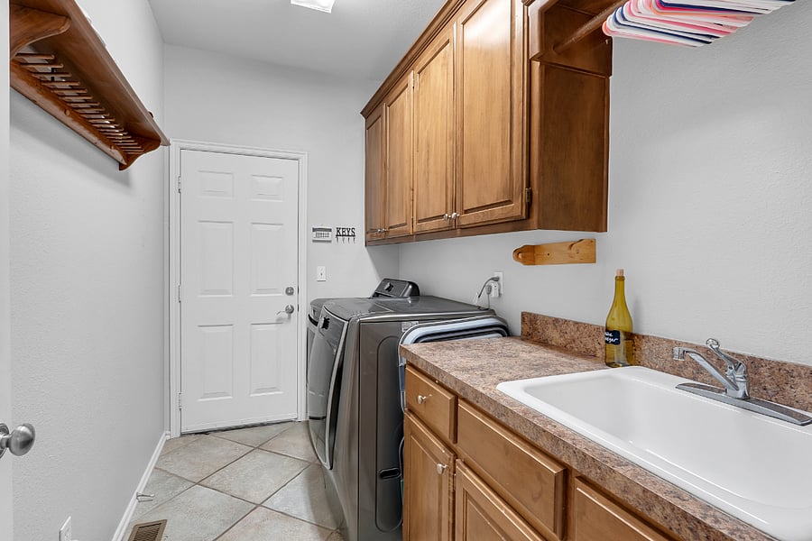 Furnished Finder property 719288_1 photo 18