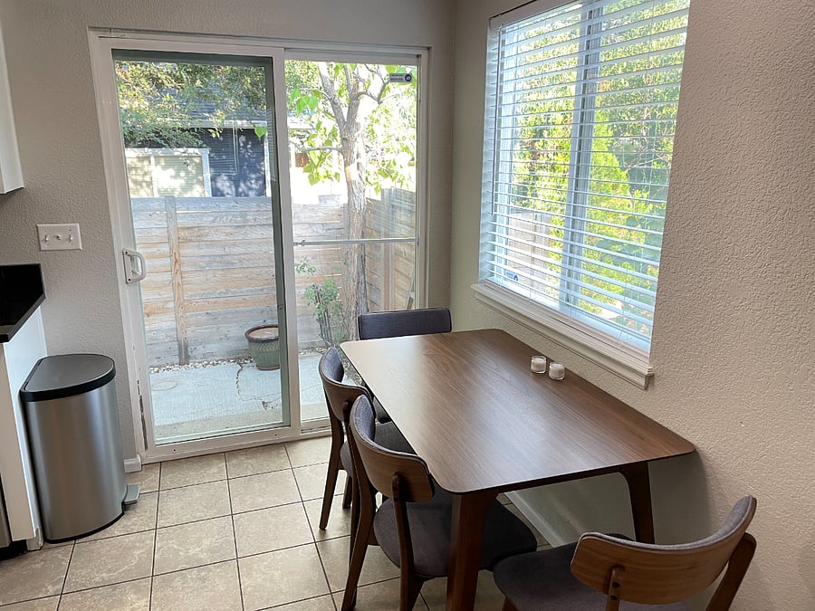 Plenty of light while dining