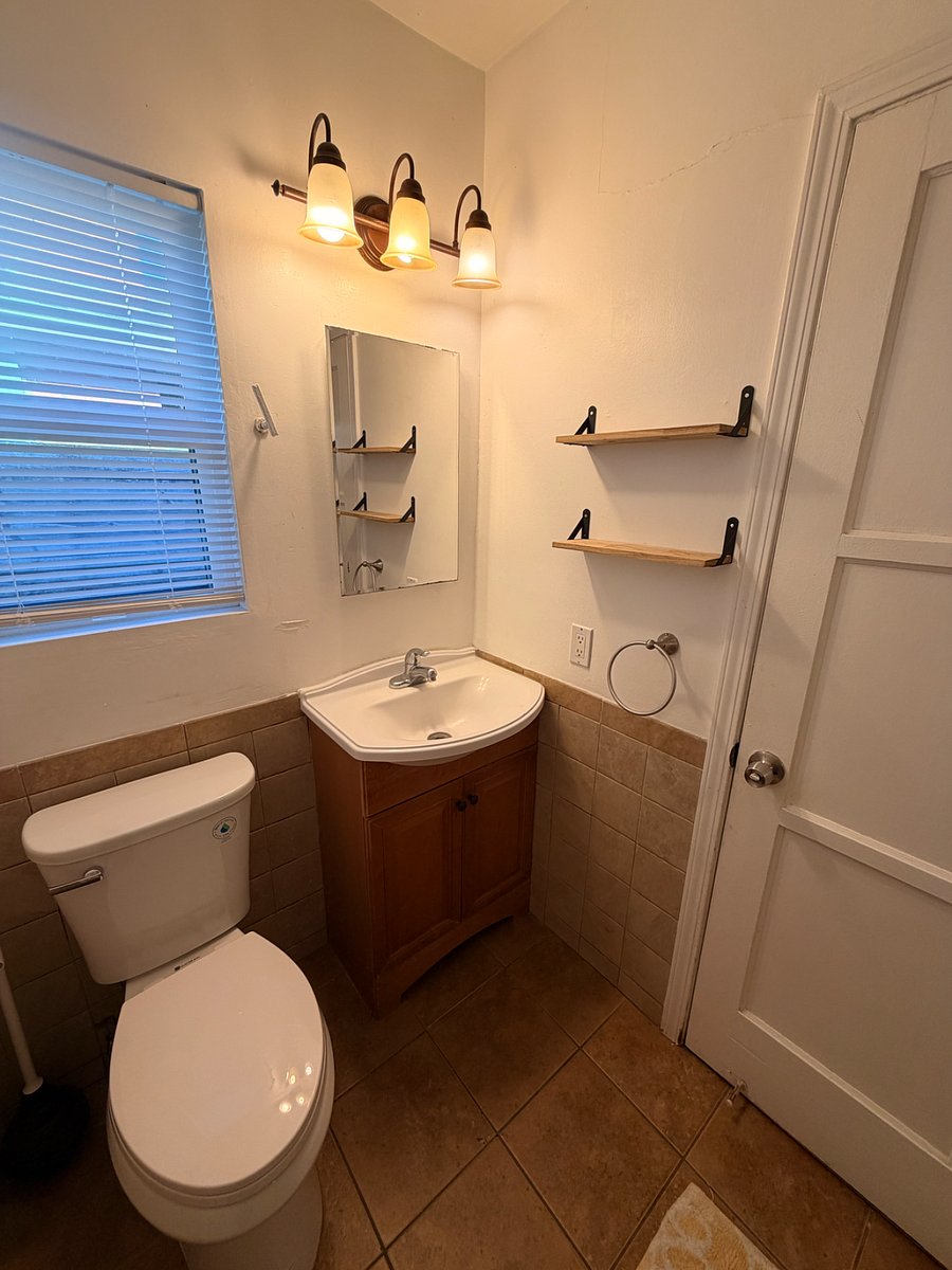 Furnished Finder property 719497_2 photo 5