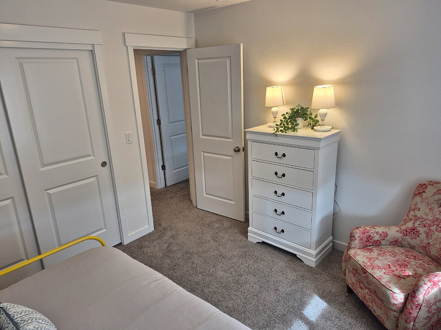 Third bedroom with trundle bed